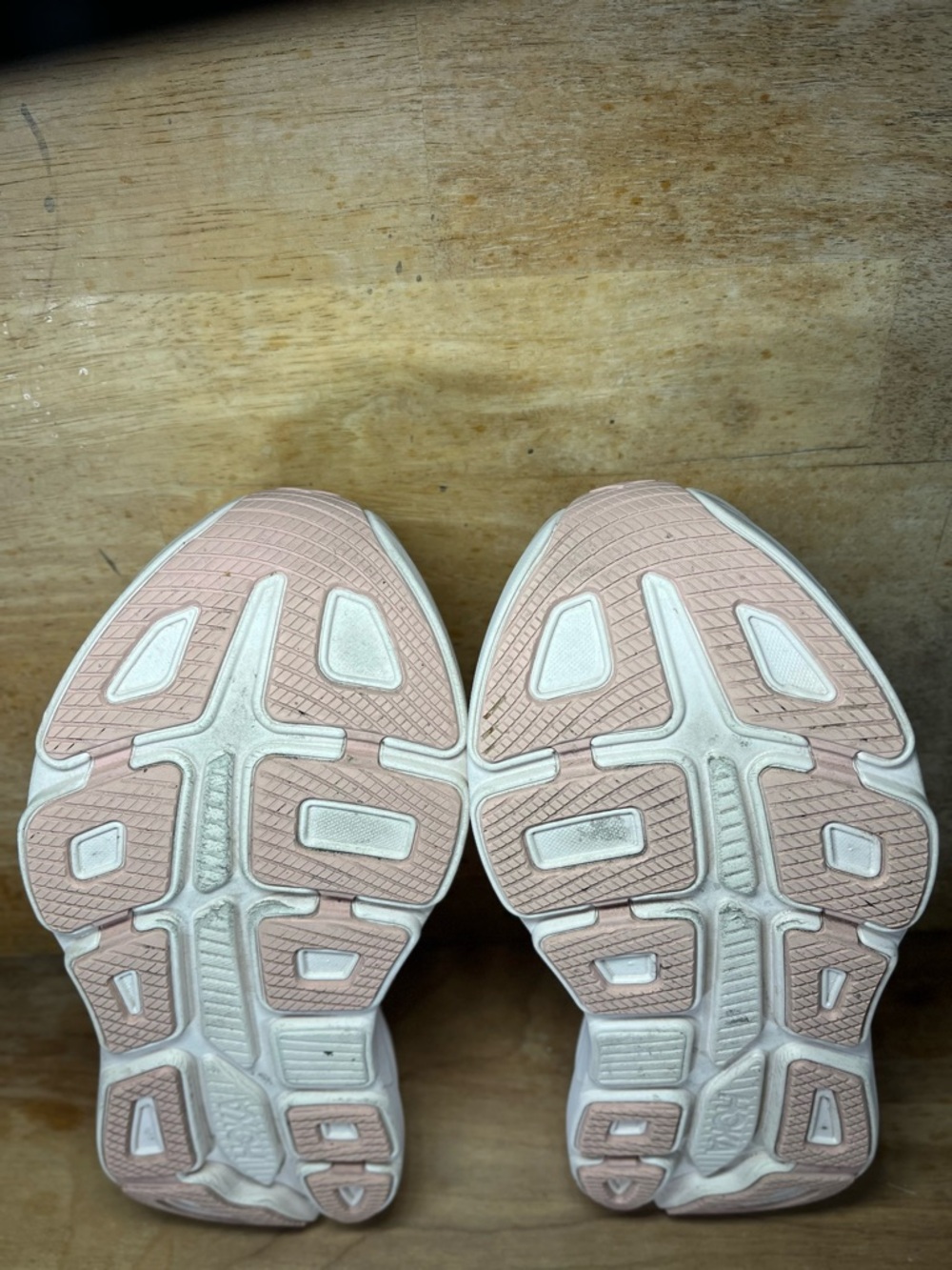 Hoka One One Bondi 9 Womens Size 8 Running Shoes Sneakers Light Pink Rose Latte - Picture 10 of 12